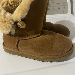 Bailey Button UGGS